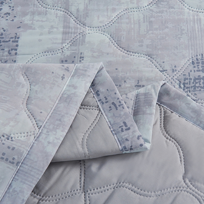 91家纺网 家纺一手货源 找家纺 被多多被业 2025新款凉感丝印花夏被夏凉被空调被 灰迷你