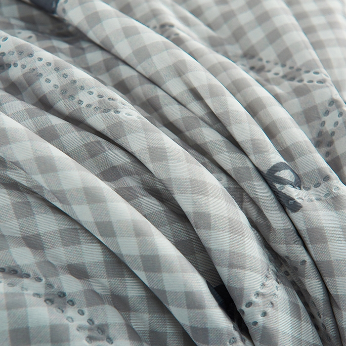 91家纺网 家纺一手货源 找家纺 被多多被业 2025新款凉感丝印花夏被夏凉被空调被 爱心蝴蝶结-咖