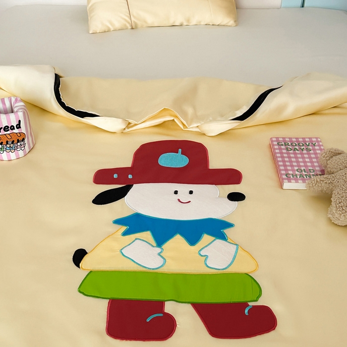 91家纺网 家纺一手货源 找家纺 喜多兔儿童家纺 2025新款60S兰精天丝睡袋防踢被 黄色多彩小狗