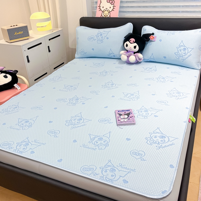 91家纺网 家纺一手货源 找家纺 2025新款三丽鸥正版授权A类提花冰豆豆凉席平铺款床笠款系列_1409 冰豆豆-库洛米-蓝