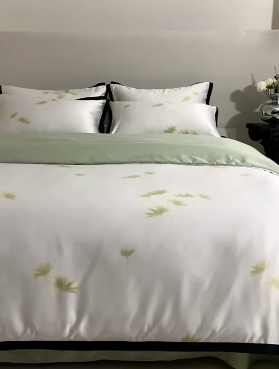 91家纺网 家纺一手货源 找家纺 优悦 2025新款冰丝数码印花四件套 如梦-绿