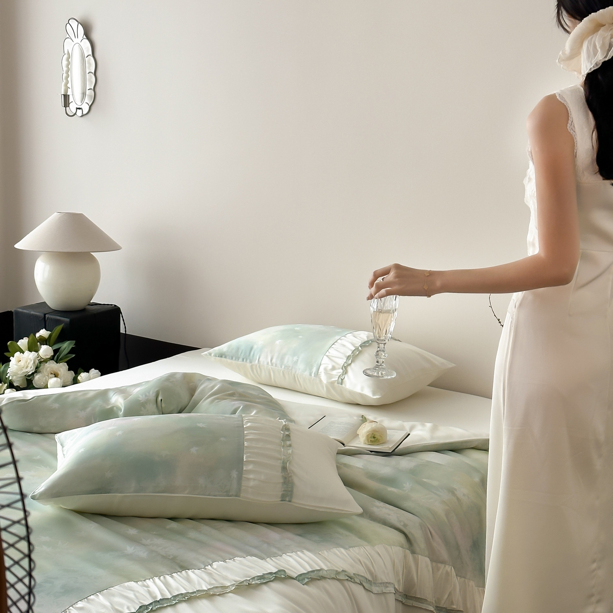 91家纺网 家纺一手货源 找家纺 （总）玉宇阁 2025春夏新款60S兰精天丝印花四件套-薇之白