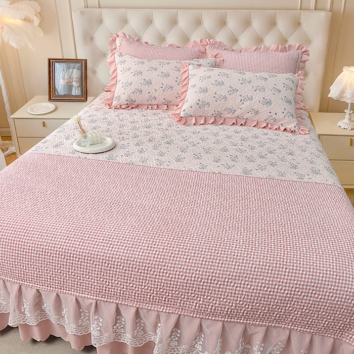 91家纺网 家纺一手货源 找家纺 梦柏 2025新款韩版双层纱夹棉绗缝床盖夏被四件套 春意