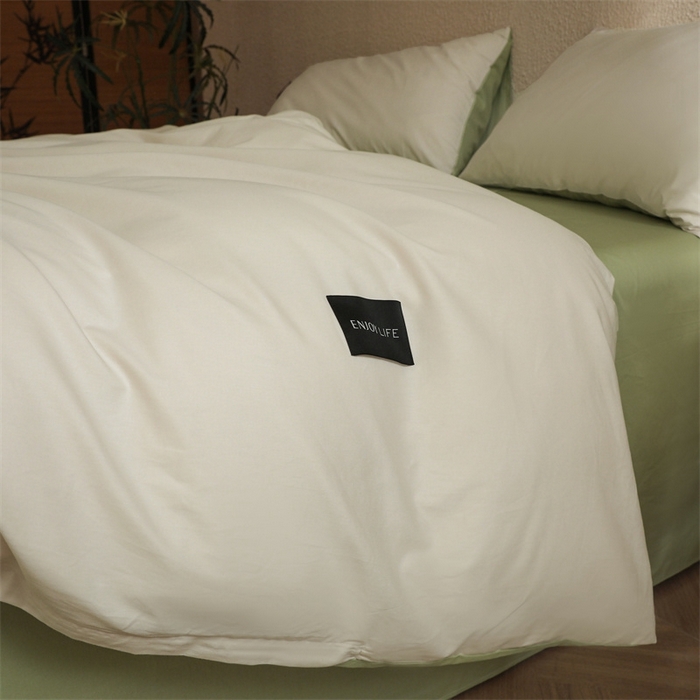 91家纺网 家纺一手货源 找家纺 启程2025新款全棉纯色双拼无印风四件套 奶白+草绿