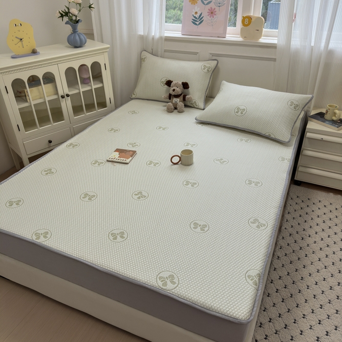 91家纺网 家纺一手货源 找家纺 金爱家 2025新款430克中分子豆豆席凉席席子 豆豆席-蝴蝶结绿