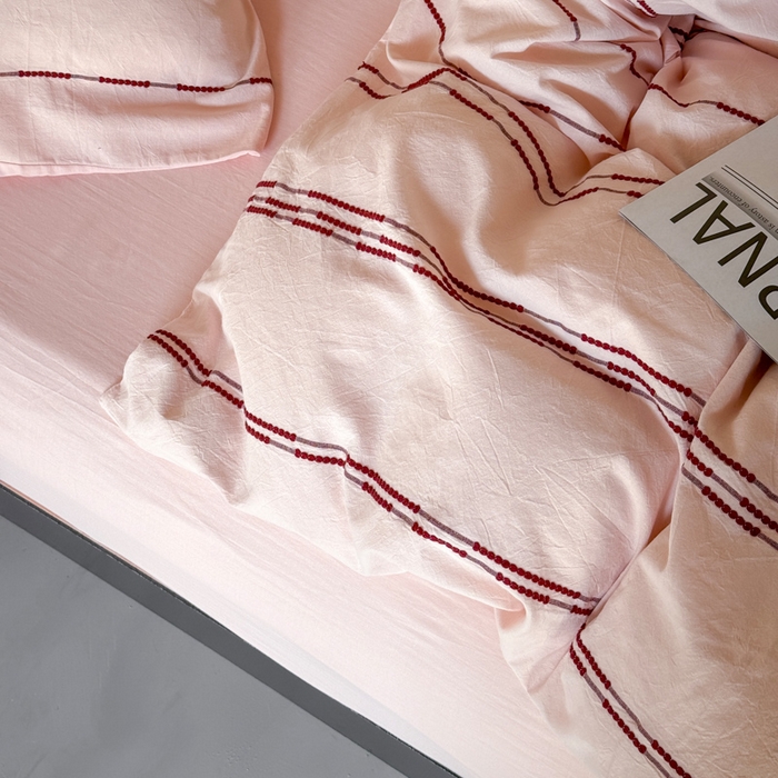 91家纺网 家纺一手货源 找家纺 山舍家居 2025新款全棉纯棉色织提花四件套-弗洛伦萨的落日 弗洛伦萨的落日-落日红