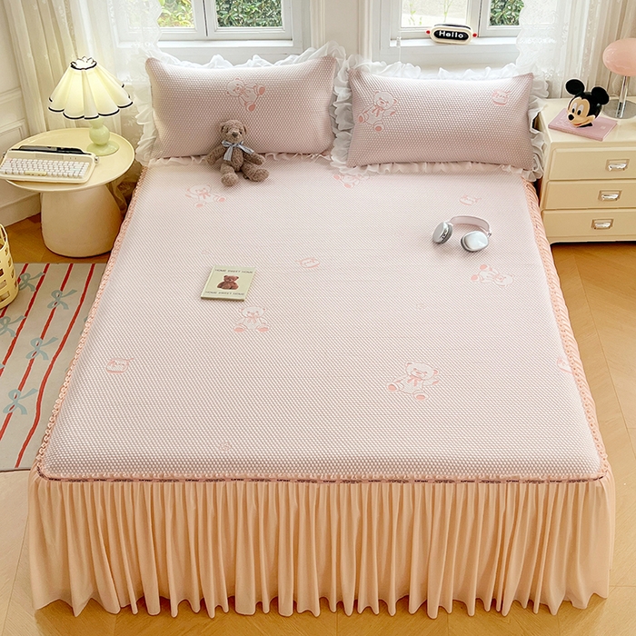 91家纺网 家纺一手货源 找家纺 （总）梦舒羽 2025春夏新款冰豆豆凉席席子-床裙款