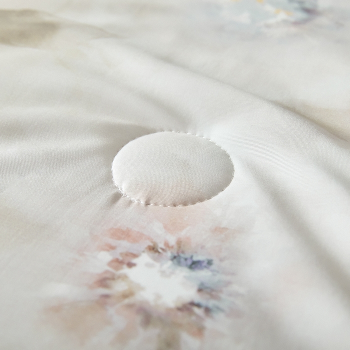 91家纺网 家纺一手货源 找家纺 2025春夏新款100%双面锦纶美式印花夏被凉感空调被 陌上花开