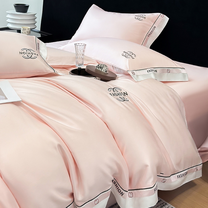 91家纺网 家纺一手货源 找家纺 （总）黄鹂鸟 2025新款A类100%莱赛尔天丝刺绣四件套-香奈系列【高档礼盒包装可提供买家秀 】