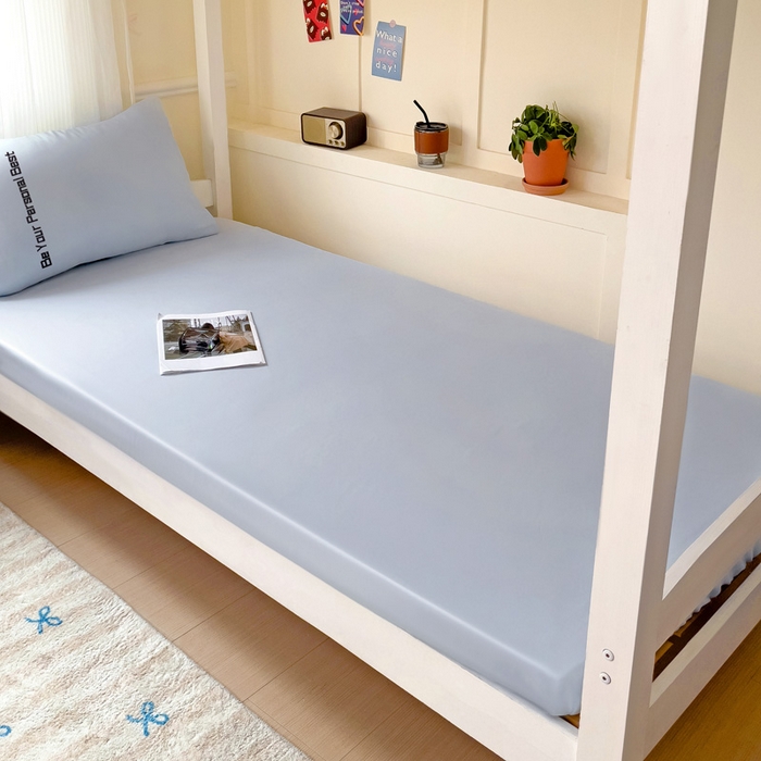 91家纺网 家纺一手货源 找家纺 纽缦家纺 2025新款纯色提花学生冰丝床笠 星空灰