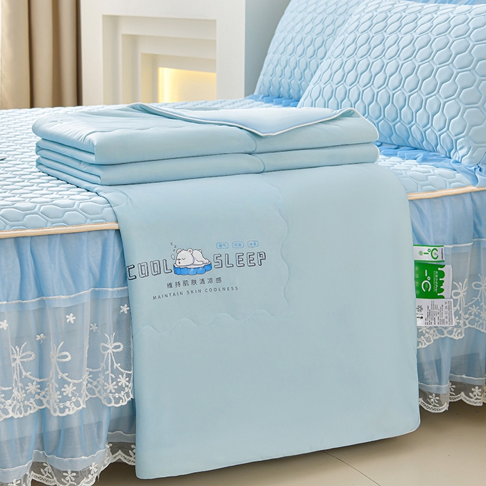 91家纺网 家纺一手货源 找家纺 民新家纺 2025新款凉感丝床裙乳胶凉席系列 唯美-天蓝