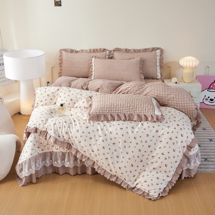 91家纺网 家纺一手货源 找家纺 （总）艺慕家纺 2025新款时尚印花针织棉床盖套件