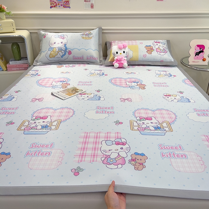 91家纺网 家纺一手货源 找家纺 摩妮卡 2025小清新数码冰丝席 碳光席三件套 凯蒂甜心