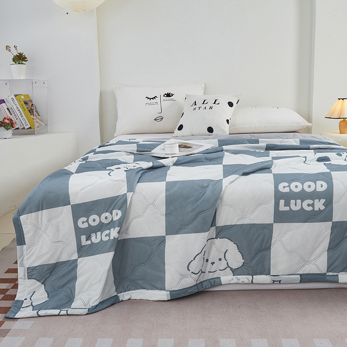 91家纺网 家纺一手货源 找家纺 被多多被业 2025新款凉感丝印花夏被夏凉被空调被 好运小狗