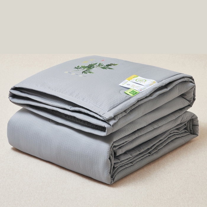 91家纺网 家纺一手货源 找家纺 欧雅搁2025纯色艾草驱蚊夏凉被 高级灰