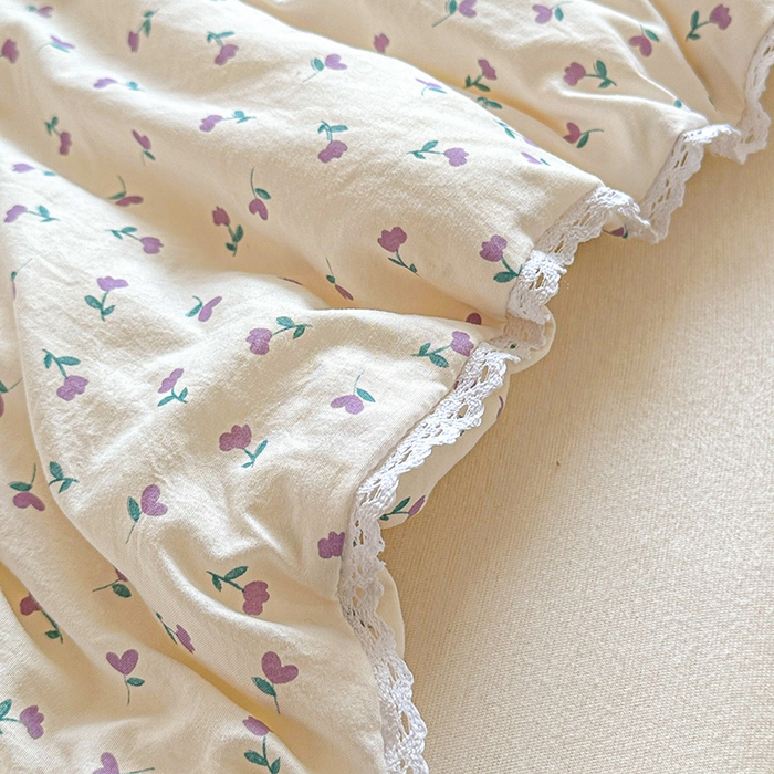 91家纺网 家纺一手货源 找家纺 2025新款双层皱皱纱水洗棉夏被夏凉被空调被可机洗空调被子被芯棉被 小花野 紫