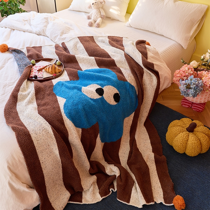 91家纺网 家纺一手货源 找家纺 （总）暖绵绵家纺 2025新款甜美蓝朵半边绒针织盖毯-灵朵