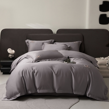 91家纺网 家纺一手货源 找家纺 JUICY 橘滋家纺 2025新款简约风格质感纯棉系列 隐奢时光-伯爵紫灰