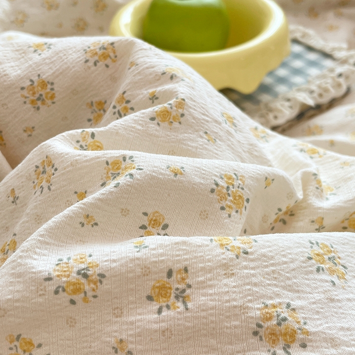 91家纺网 家纺一手货源 找家纺 优承佳生活馆 2025新款云感双层纱浪漫小花边抗菌夏被子被芯 田园牧歌