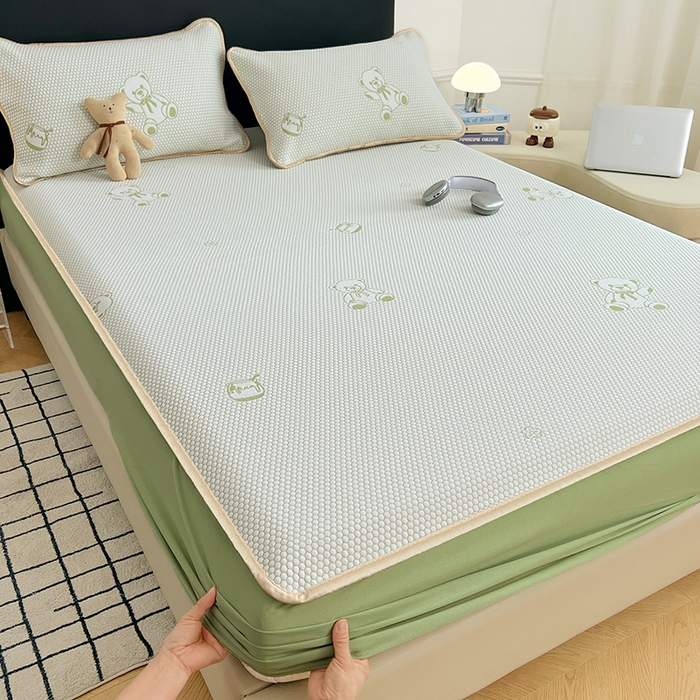 91家纺网 家纺一手货源 找家纺 梦舒羽 2025新款凉豆豆凉席-床笠款 凉豆豆-小熊绿