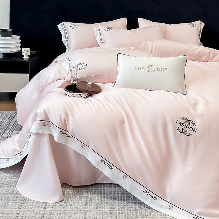 91家纺网 家纺一手货源 找家纺 （总）黄鹂鸟 2025新款A类100%莱赛尔天丝刺绣四件套-香奈系列【高档礼盒包装可提供买家秀 】