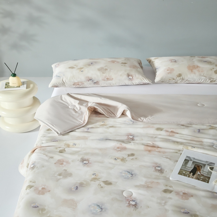 91家纺网 家纺一手货源 找家纺 2025春夏新款100%双面锦纶美式印花夏被凉感空调被 陌上花开