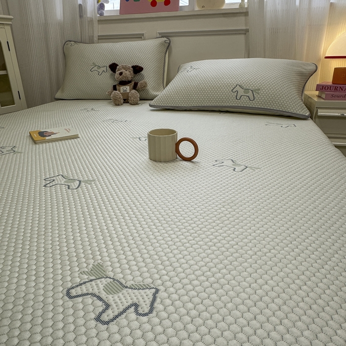 91家纺网 家纺一手货源 找家纺 金爱家 2025新款430克中分子豆豆席凉席席子 豆豆席-爱马仕绿