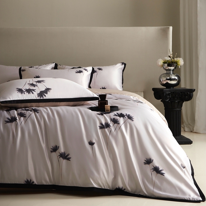 91家纺网 家纺一手货源 找家纺 优悦 2025新款冰丝数码印花四件套 如梦-香槟