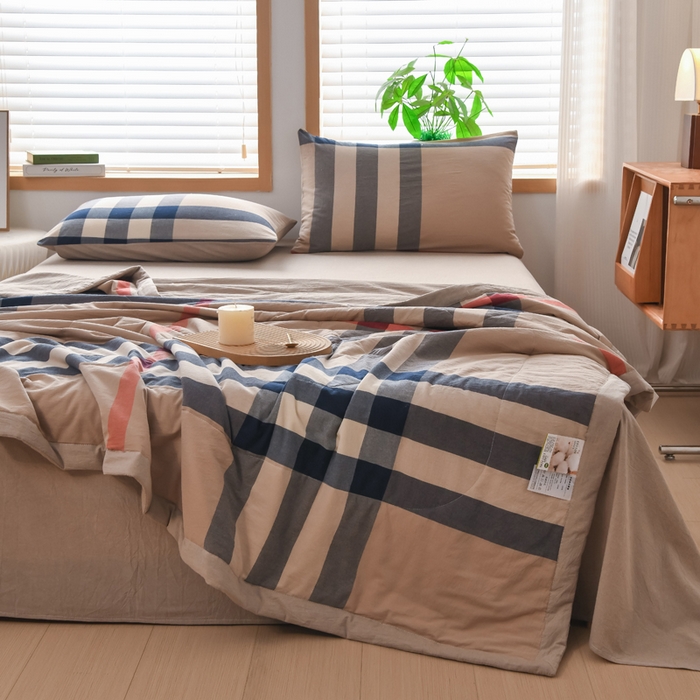 91家纺网 家纺一手货源 找家纺 圣尔雅家纺 2025新款里外全棉色织夏被新疆棉花被纯棉被子空调被夏凉被 兰棕大格