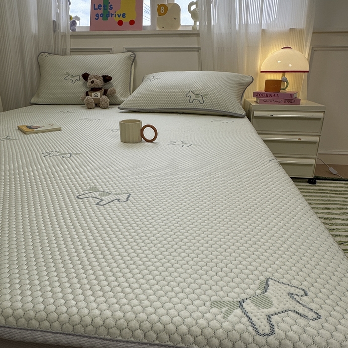 91家纺网 家纺一手货源 找家纺 （总）金爱家 2025新款430克中分子豆豆席凉席席子