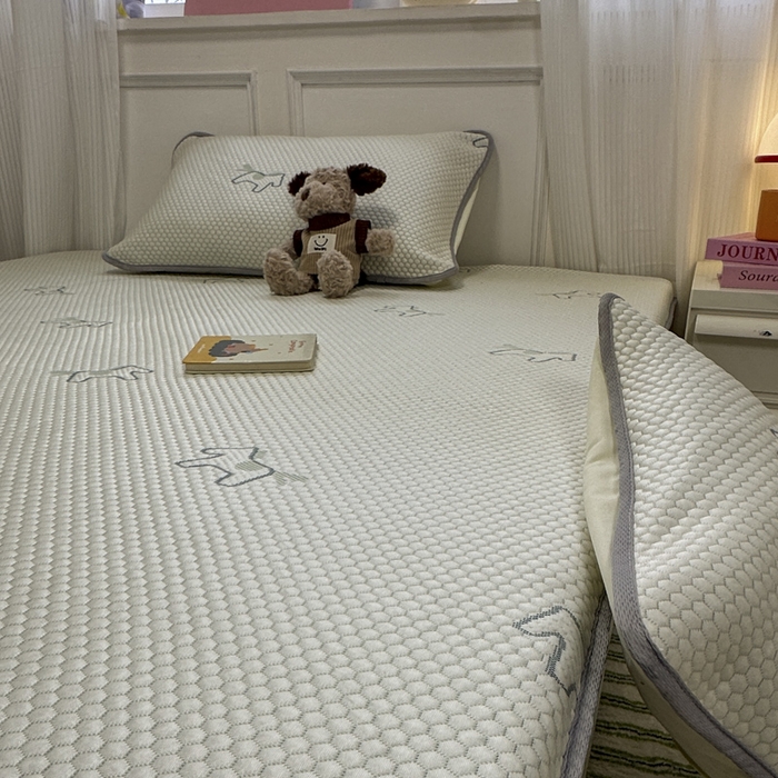 91家纺网 家纺一手货源 找家纺 （总）金爱家 2025新款430克中分子豆豆席凉席席子