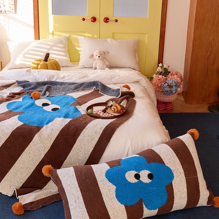 91家纺网 家纺一手货源 找家纺 （总）暖绵绵家纺 2025新款灵朵同款抱枕（含芯）