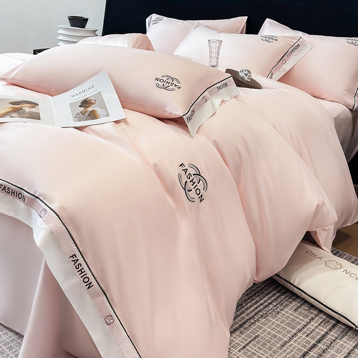 91家纺网 家纺一手货源 找家纺 （总）黄鹂鸟 2025新款A类100%莱赛尔天丝刺绣四件套-香奈系列【高档礼盒包装可提供买家秀 】