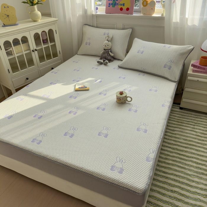 91家纺网 家纺一手货源 找家纺 金爱家 2025新款430克中分子豆豆席凉席席子 豆豆席-兔兔紫