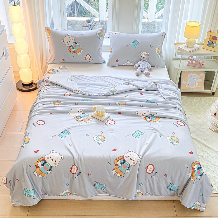 91家纺网 家纺一手货源 找家纺 鸣升家纺 2025新款冷暖双感被大豆夏被3D数码凉感针织棉空调被夏凉被 早安小熊