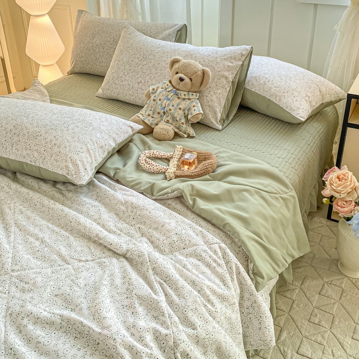 91家纺网 家纺一手货源 找家纺 一比一家纺 2025新款针织双层纱夏被床盖四件套单夏被单床盖单品 花与兔