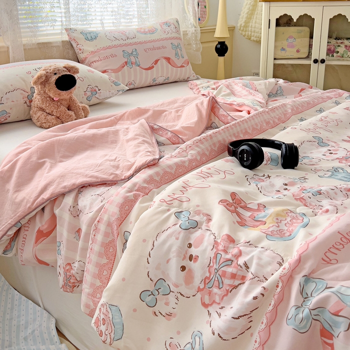 91家纺网 家纺一手货源 找家纺 2025春夏新款嵌绳款云柔水洗棉单夏被夏凉被空调被 嵌绳夏被-甜品可爱狗