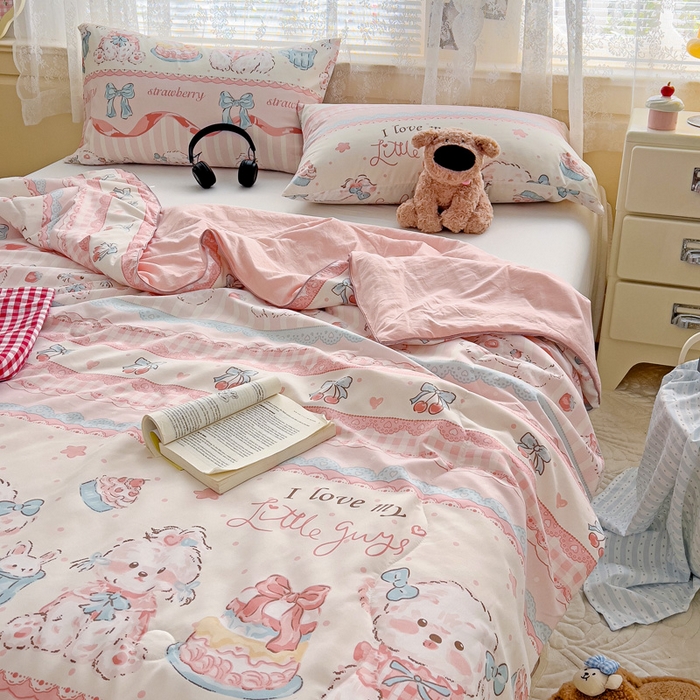 91家纺网 家纺一手货源 找家纺 2025春夏新款嵌绳款云柔水洗棉单夏被夏凉被空调被 嵌绳夏被-甜品可爱狗