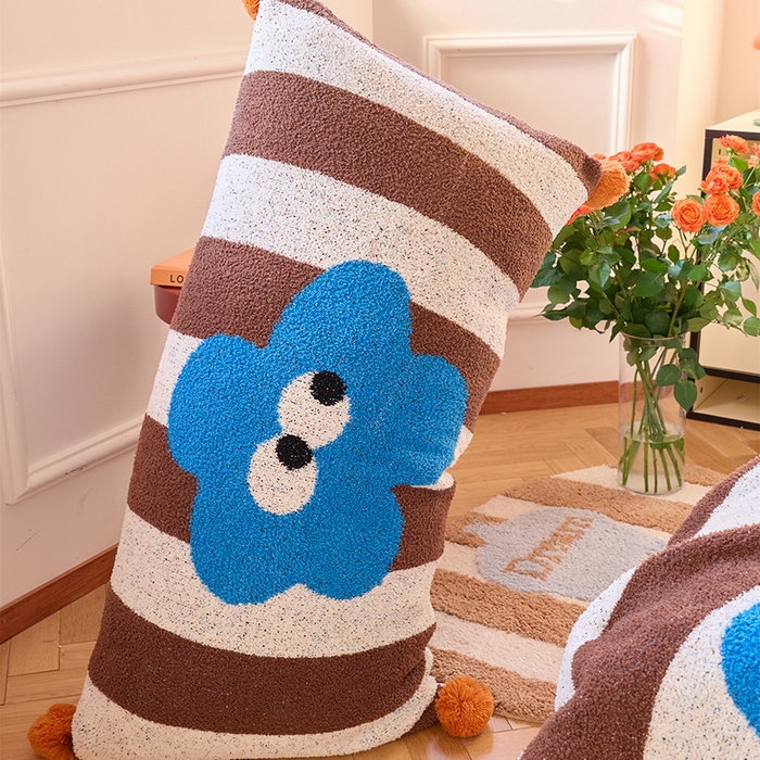 91家纺网 家纺一手货源 找家纺 （总）暖绵绵家纺 2025新款灵朵同款抱枕（含芯）