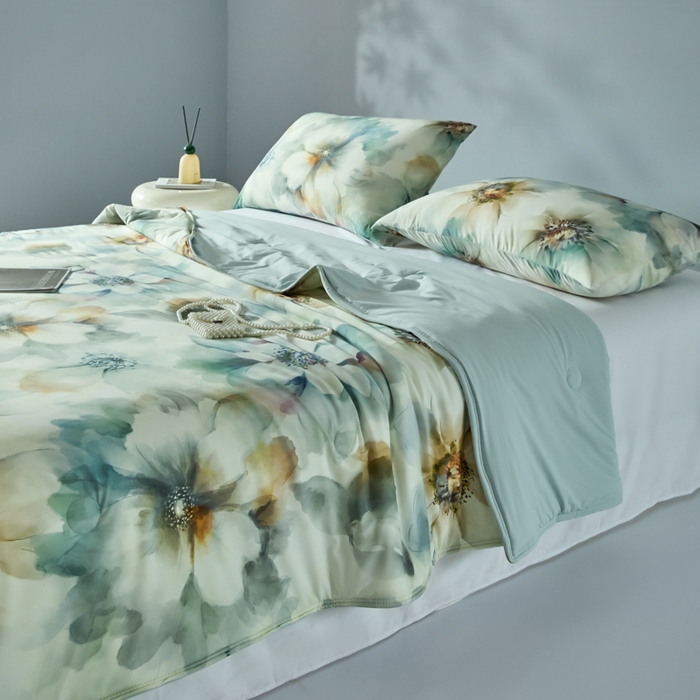 91家纺网 家纺一手货源 找家纺 2025春夏新款100%双面锦纶美式印花夏被凉感空调被 韵染