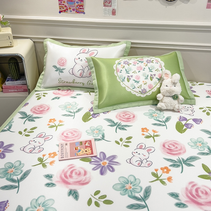 91家纺网 家纺一手货源 找家纺 摩妮卡 2025小清新数码冰丝席 碳光席三件套 缤纷兔语