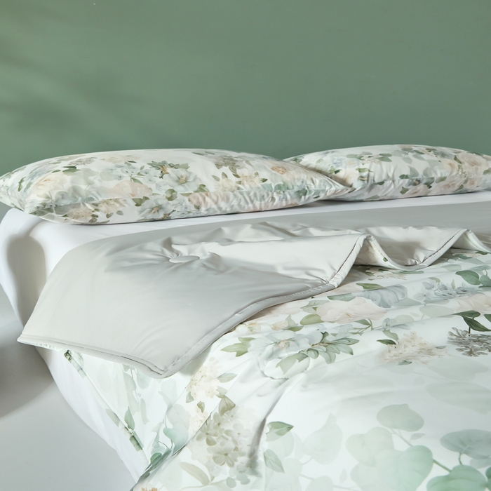 91家纺网 家纺一手货源 找家纺 2025春夏新款100%双面锦纶美式印花夏被凉感空调被 四季花城