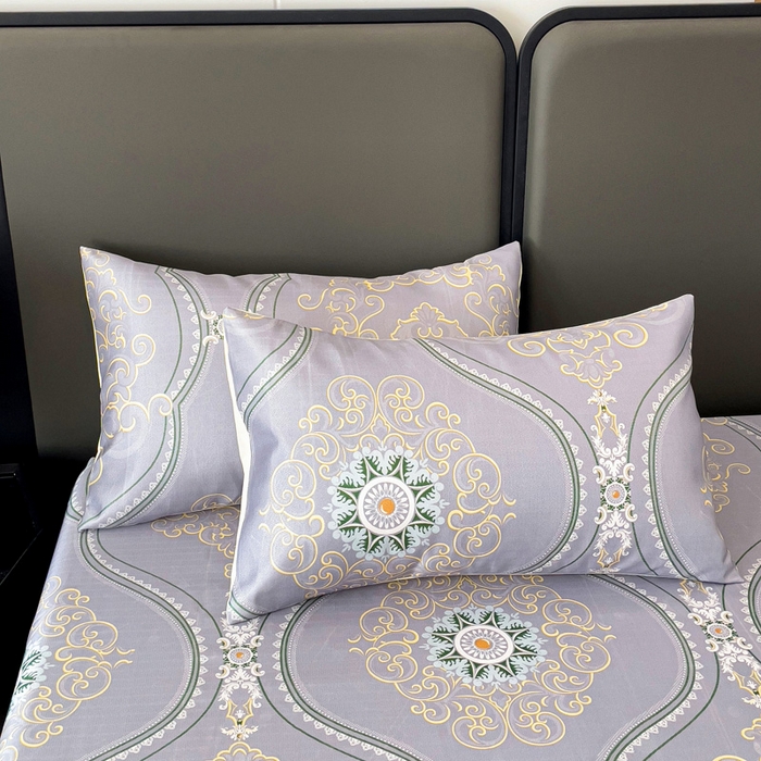 91家纺网 家纺一手货源 找家纺 纽缦家纺 2025新款印花冰丝床笠 一览芳华紫