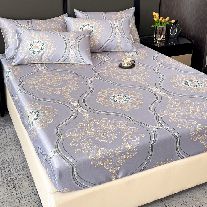 91家纺网 家纺一手货源 找家纺 纽缦家纺 2025新款印花冰丝床笠 一览芳华紫