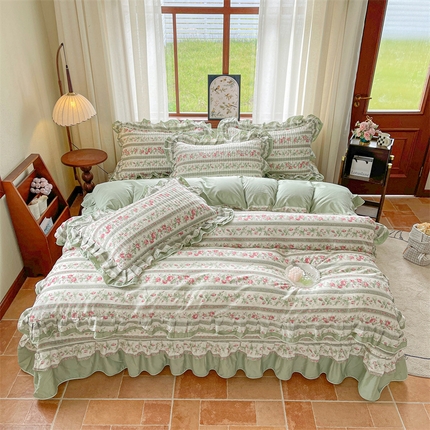 91家纺网 家纺一手货源 找家纺 （总）宜凡家纺  2025新款全棉复古双层花边印花床盖三件套