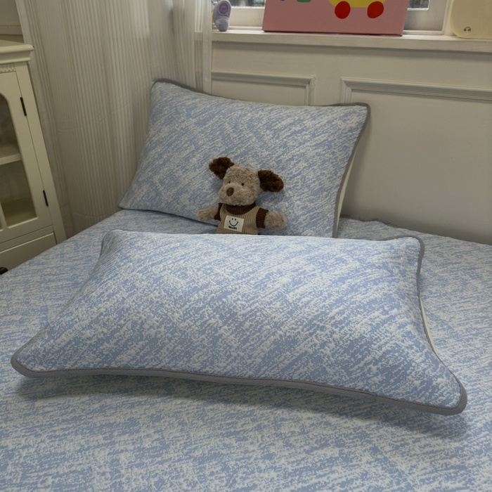 91家纺网 家纺一手货源 找家纺 金爱家 2025新款430克中分子豆豆席凉席席子 豆豆席-流金岁月蓝