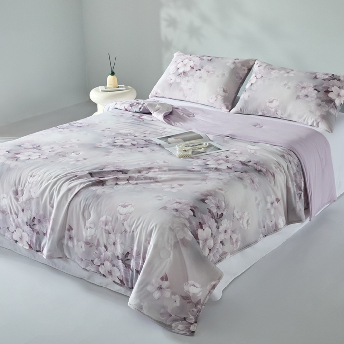 91家纺网 家纺一手货源 找家纺 2025春夏新款100%双面锦纶美式印花夏被凉感空调被 紫气东来