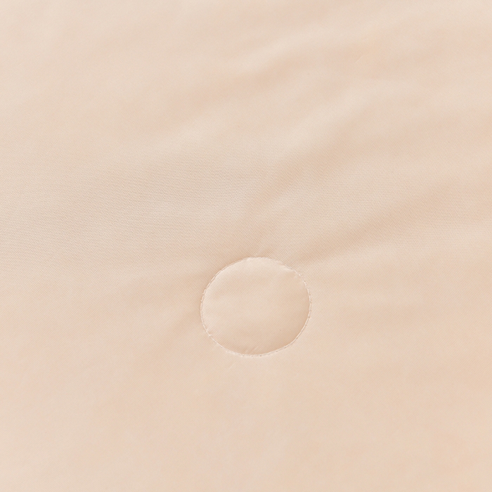 91家纺网 家纺一手货源 找家纺 民新家纺 2025新款凉感丝床裙乳胶凉席系列 唯美-淡奶黄