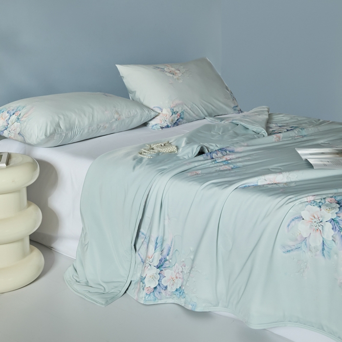 91家纺网 家纺一手货源 找家纺 2025春夏新款100%双面锦纶美式印花夏被凉感空调被 珍珠花海