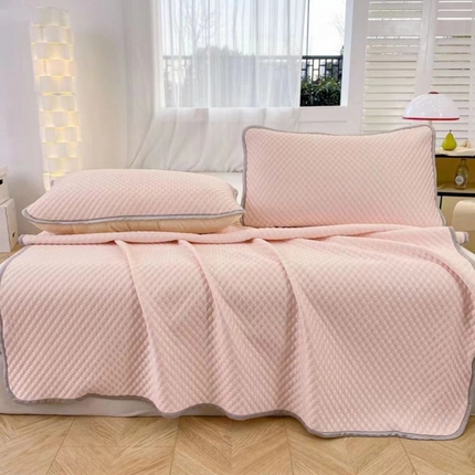 91家纺网 家纺一手货源 找家纺 （总）鸿羽樱家纺2025新款直播A类冰豆豆凉席三件套凉豆豆软凉席可机洗空调席子